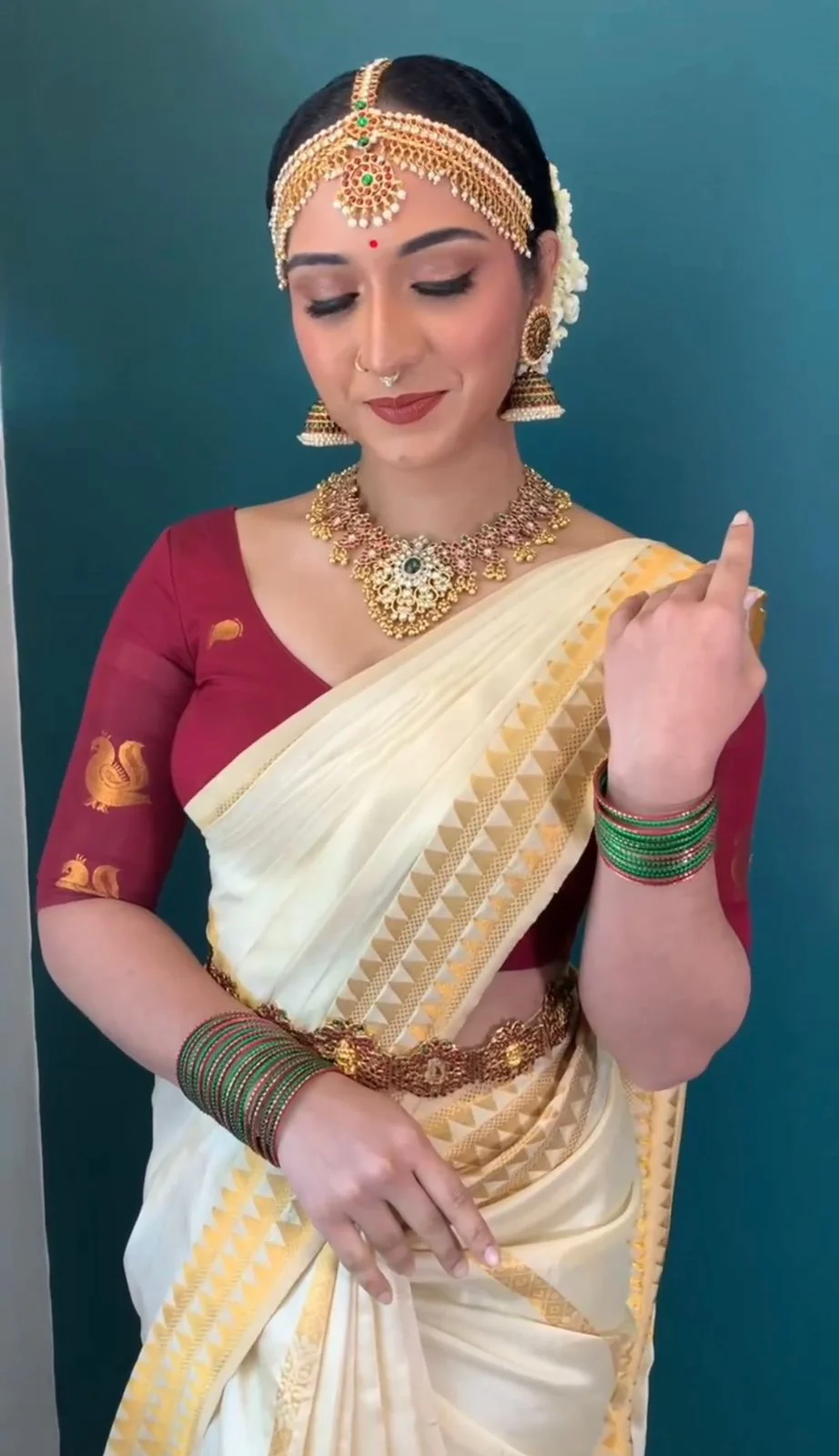 Embrocation Off White Soft Silk Saree With Angelic Blouse Piece - Image 4