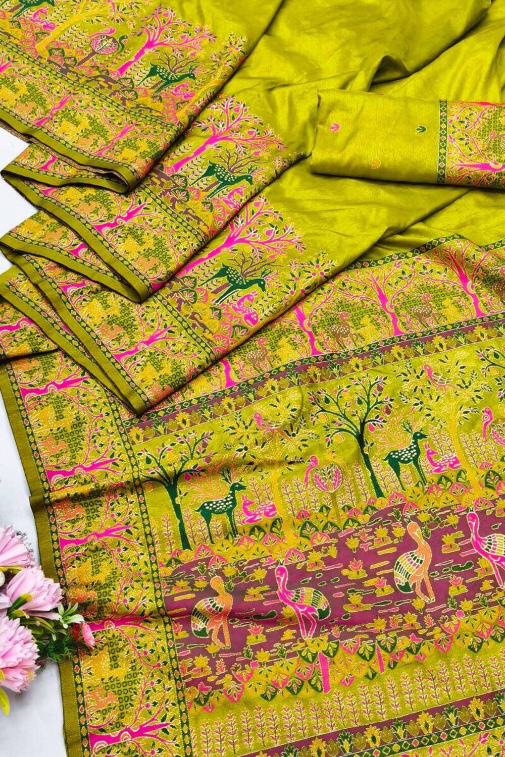 Enamoring Mehndi Nylon Dola Pashmina Saree With Surpassing Blouse Piece - Image 3