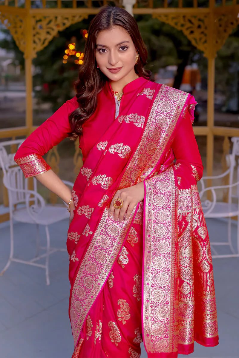 Enchanting Dark Pink Soft Banarasi Silk Saree With Imaginative Blouse Piece - Image 2