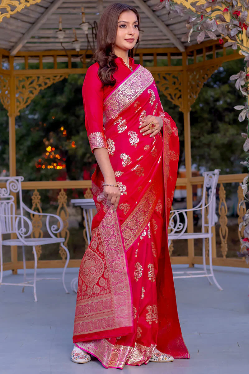 Enchanting Dark Pink Soft Banarasi Silk Saree With Imaginative Blouse Piece - Image 3