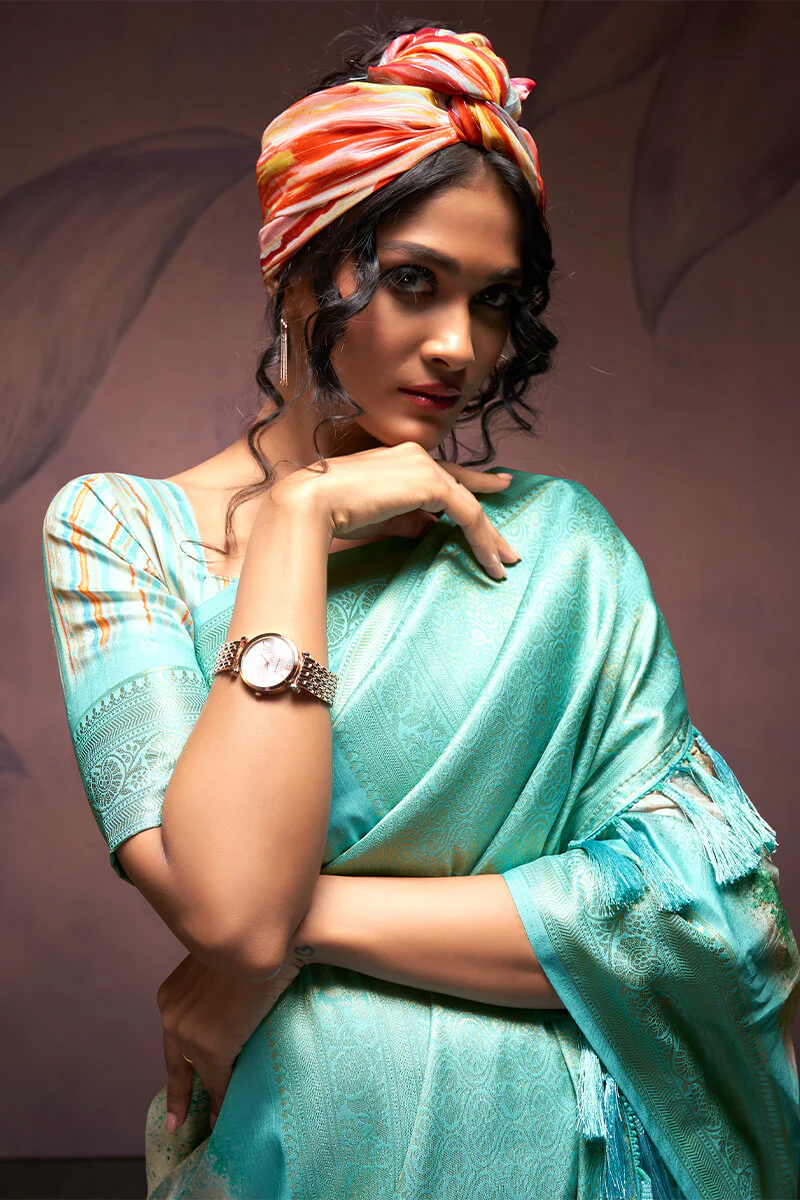 Energetic Firozi Digital Printed Soft Silk Saree With Flaunt Blouse Piece - Image 2