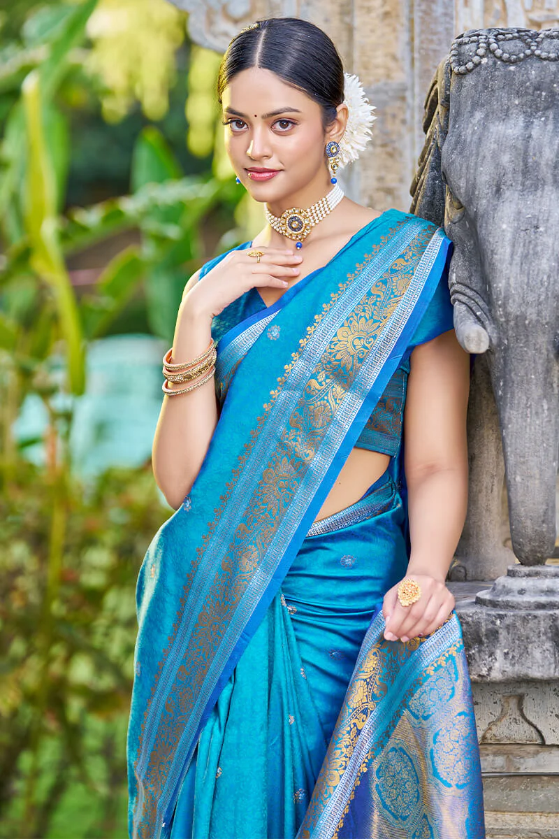 Energetic Firozi Kanjivaram Silk Saree With Traditional Blouse Piece - Image 2