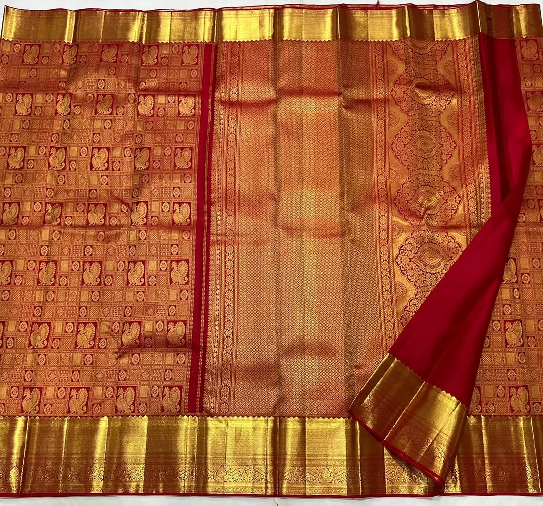 Energetic Red Soft Banarasi Silk Saree With Palimpsest Blouse Piece - Image 4
