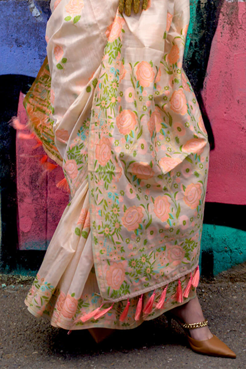 Engaging Beige Parsi Handloom Woven Banarasi Silk Saree With Blouse Piece - Image 3