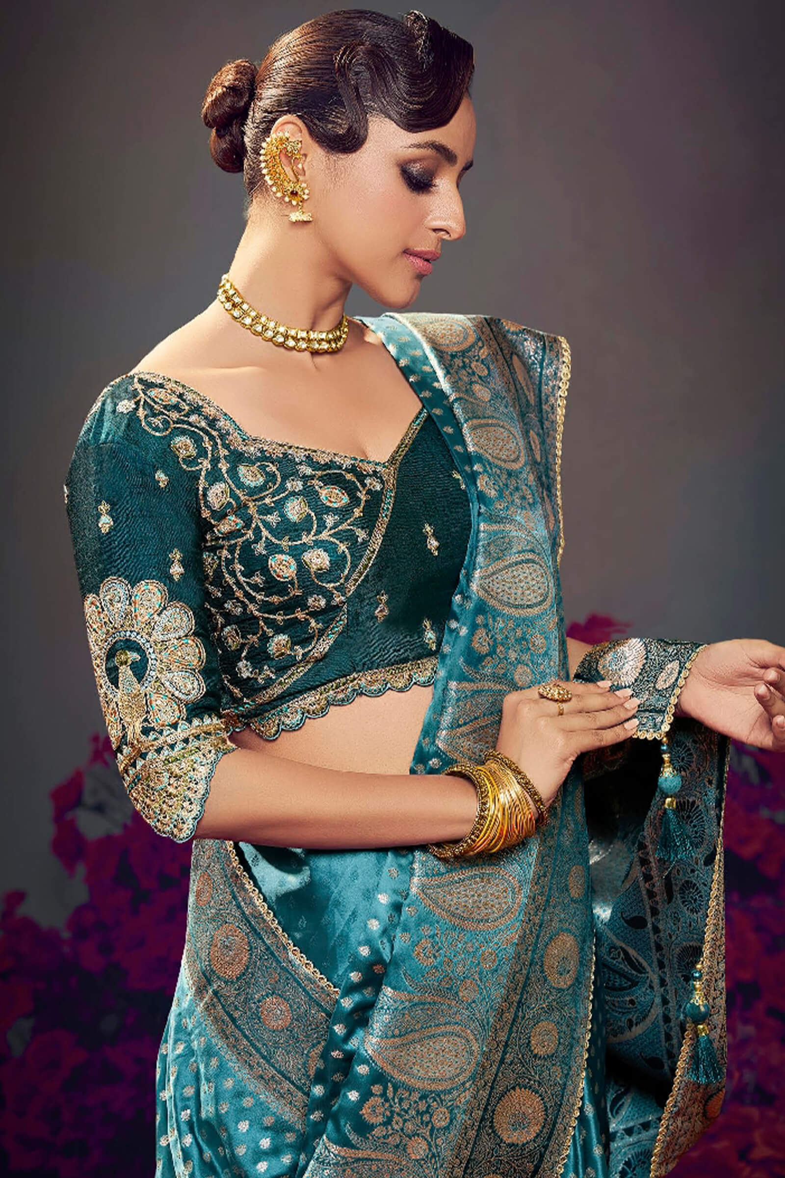 Engaging Rama Banarasi Satin Silk Saree With Smart Blouse Piece - Image 2