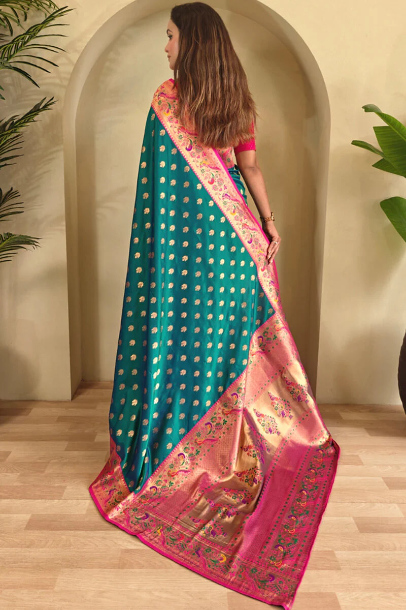 Engaging Rama Paithani Silk Saree With Glowing Blouse Piece - Image 4