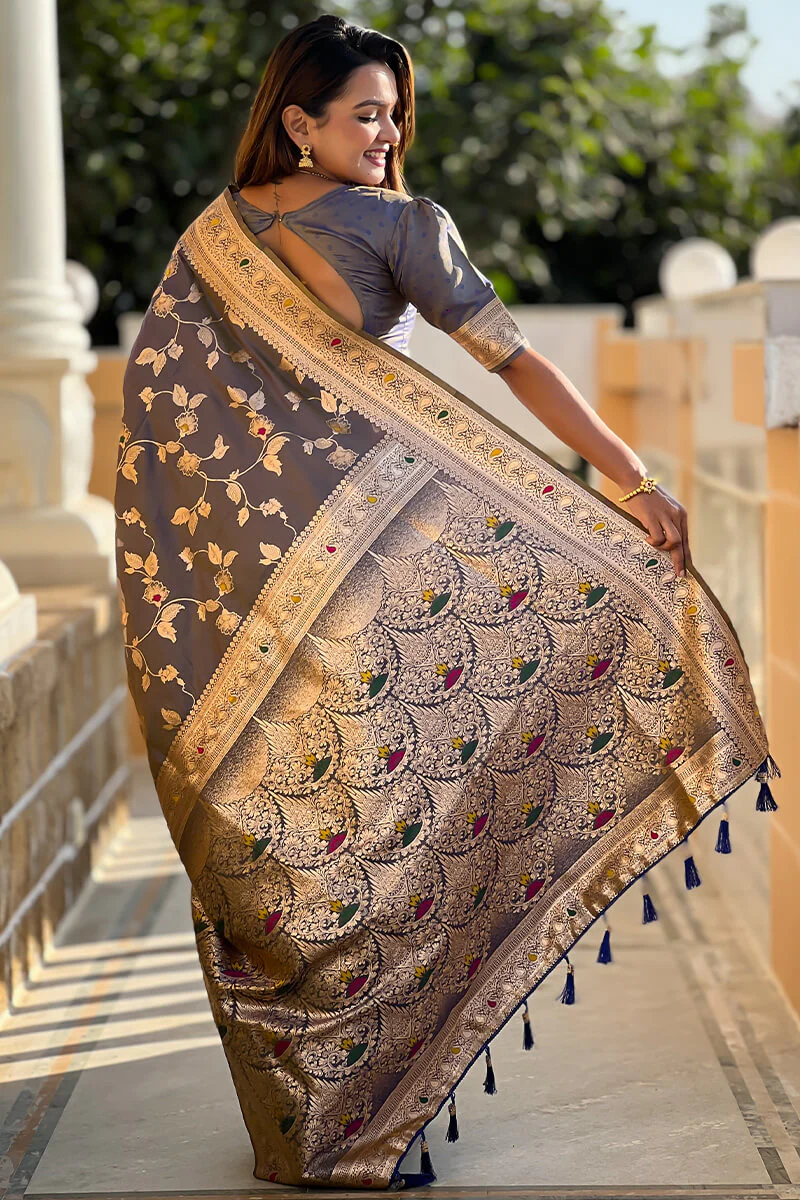 Engrossing Blue Soft Banarasi Silk Saree With Desiring Blouse Piece - Image 6