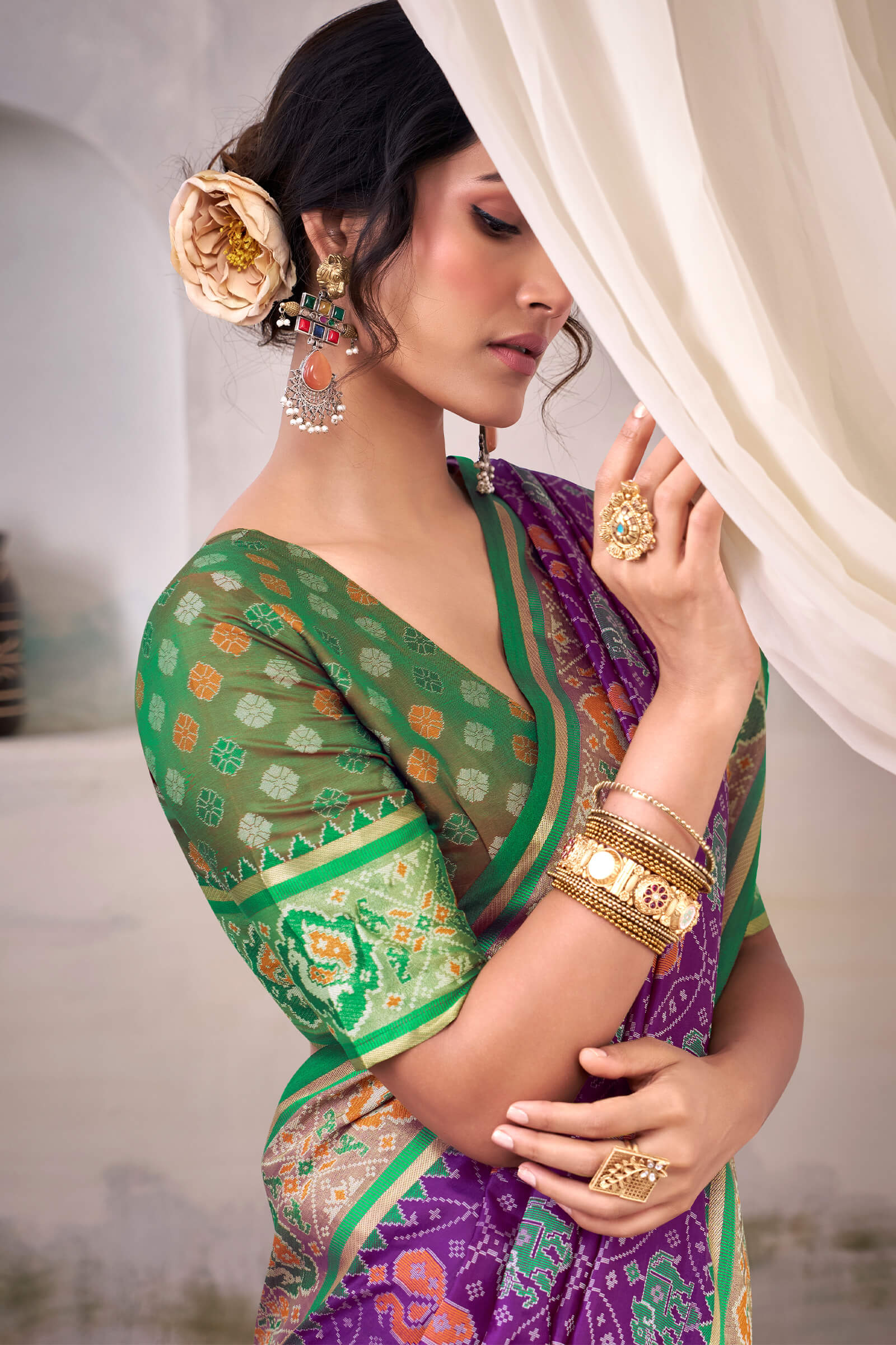 Engrossing Purple Patola Silk Saree With Fairytale Blouse Piece - Image 2