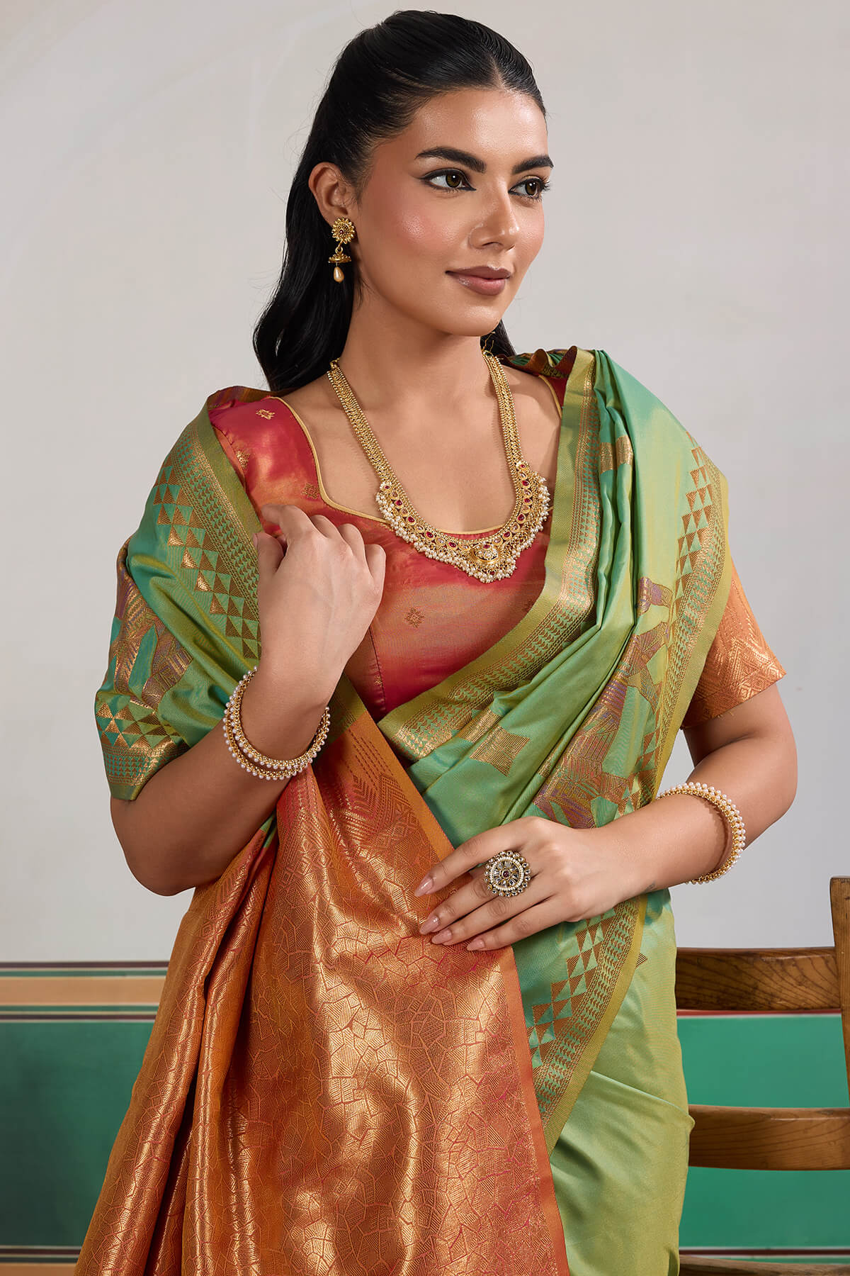 Engrossing Sea Green Pure Zari Weaving Banarasi Silk Saree With Efflorescence Blouse Piece - Image 2
