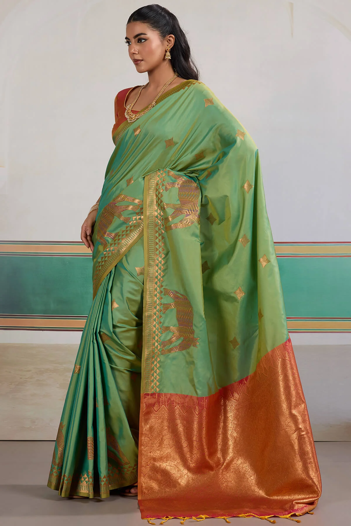 Engrossing Sea Green Pure Zari Weaving Banarasi Silk Saree With Efflorescence Blouse Piece - Image 3