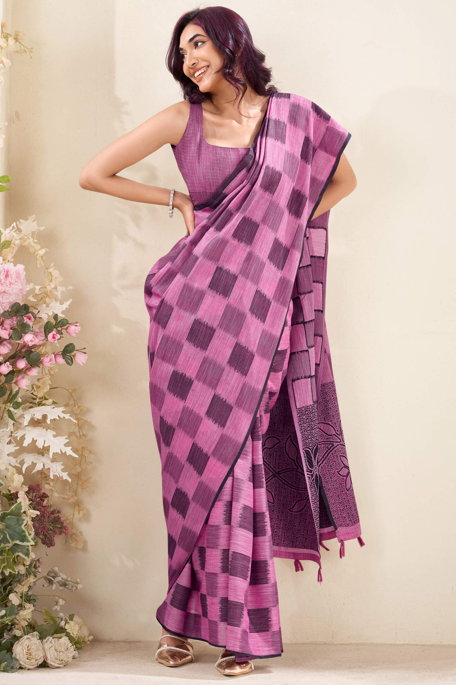Enigmatic Dark Pink Cotton Silk Saree With Smashing Blouse Piece - Image 3