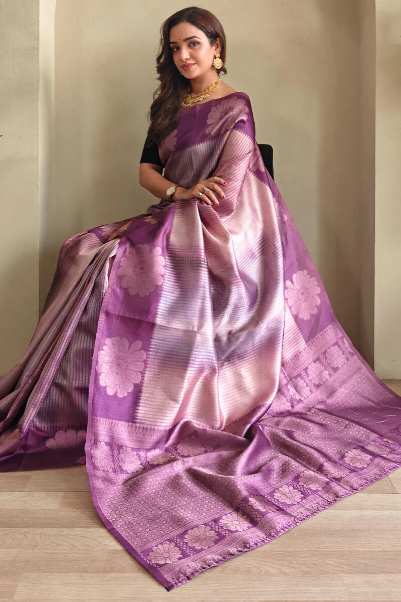 Enthralling Purple Soft Banarasi Silk Saree With Exemplary Blouse Piece - Image 2