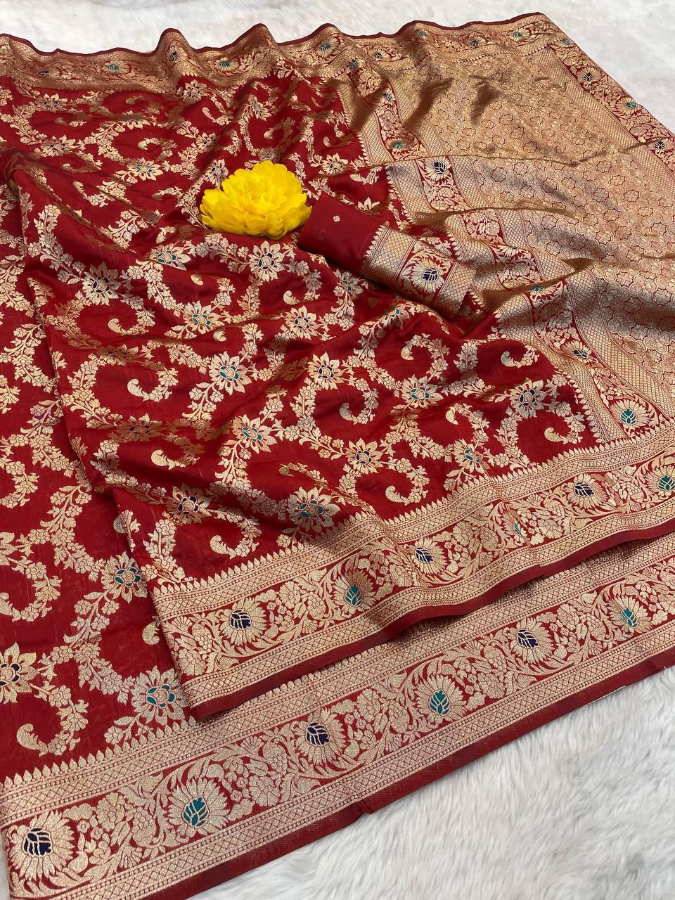 Enthralling Red Soft Banarasi Silk Saree With Redolent Blouse Piece - Image 2