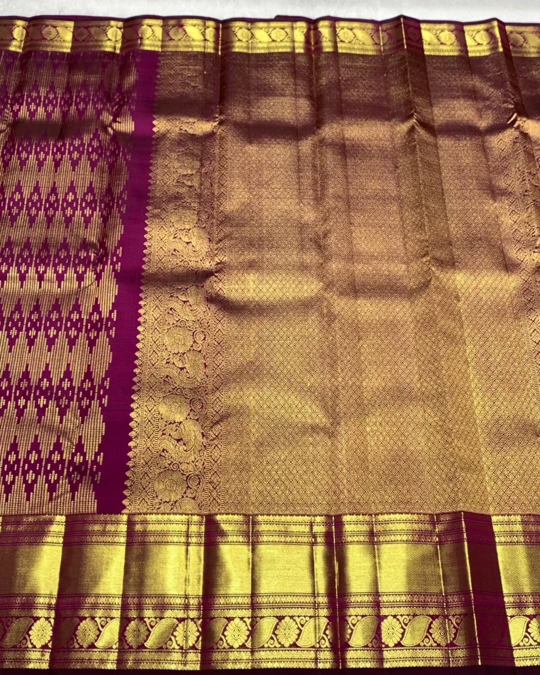 Entrancing Purple Soft Banarasi Silk Saree With Comely Blouse Piece - Image 6