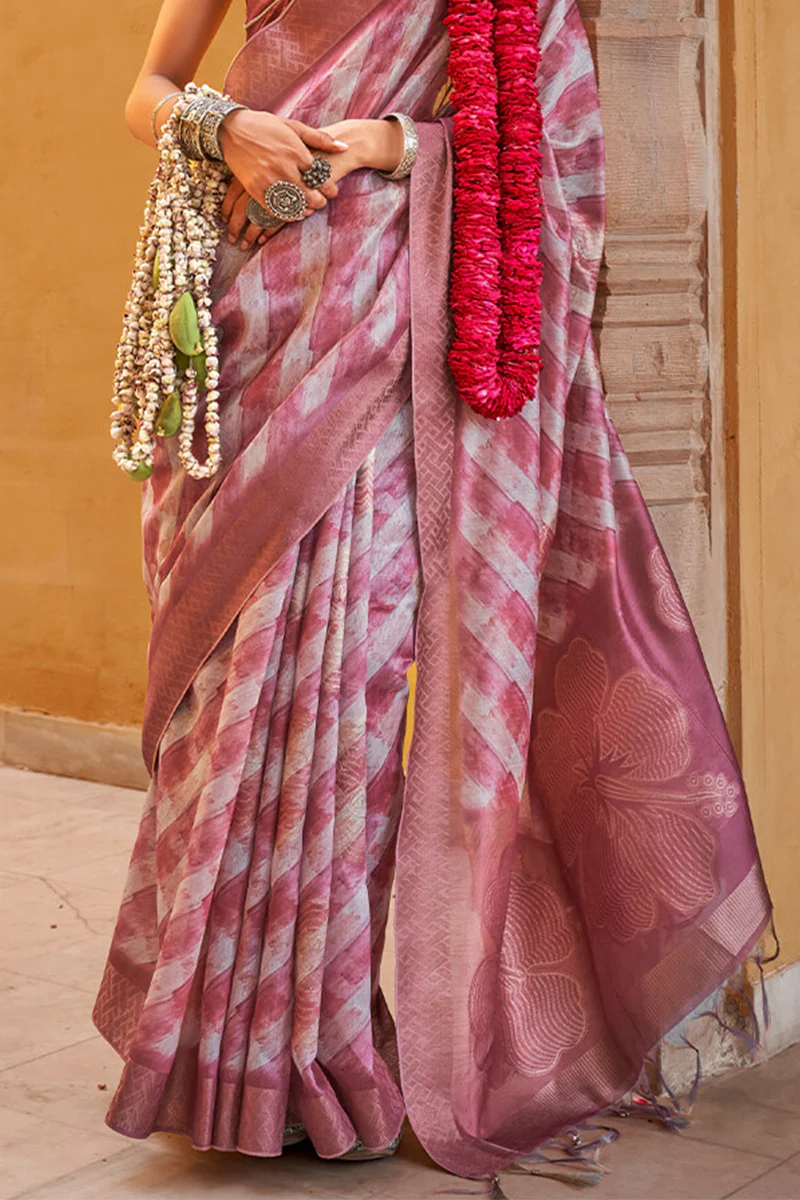 Entrancing Wine Digital Printed Cotton Silk Saree With Scrumptious Blouse Piece - Image 3