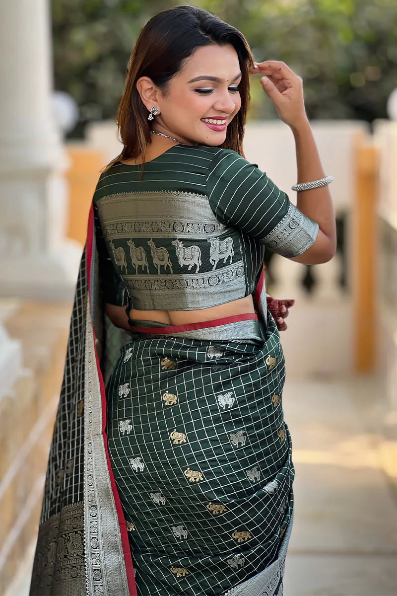 Ephemeral Dark Green Soft Banarasi Silk Saree With Phenomenal Blouse Piece - Image 5