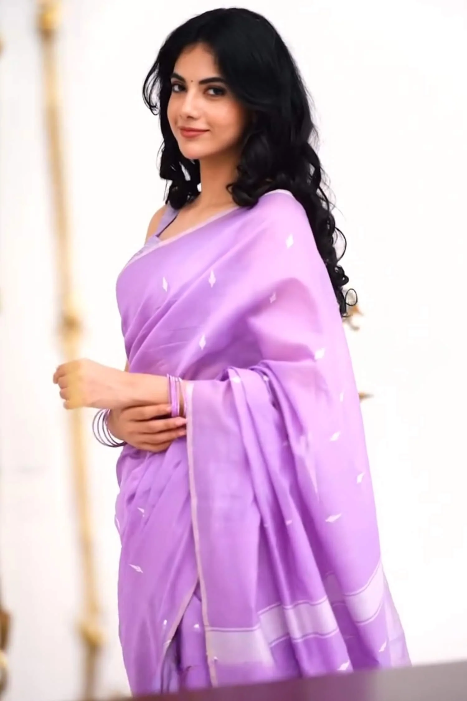 Ephemeral Lavender Cotton Silk Saree With Artistic Blouse Piece - Image 2
