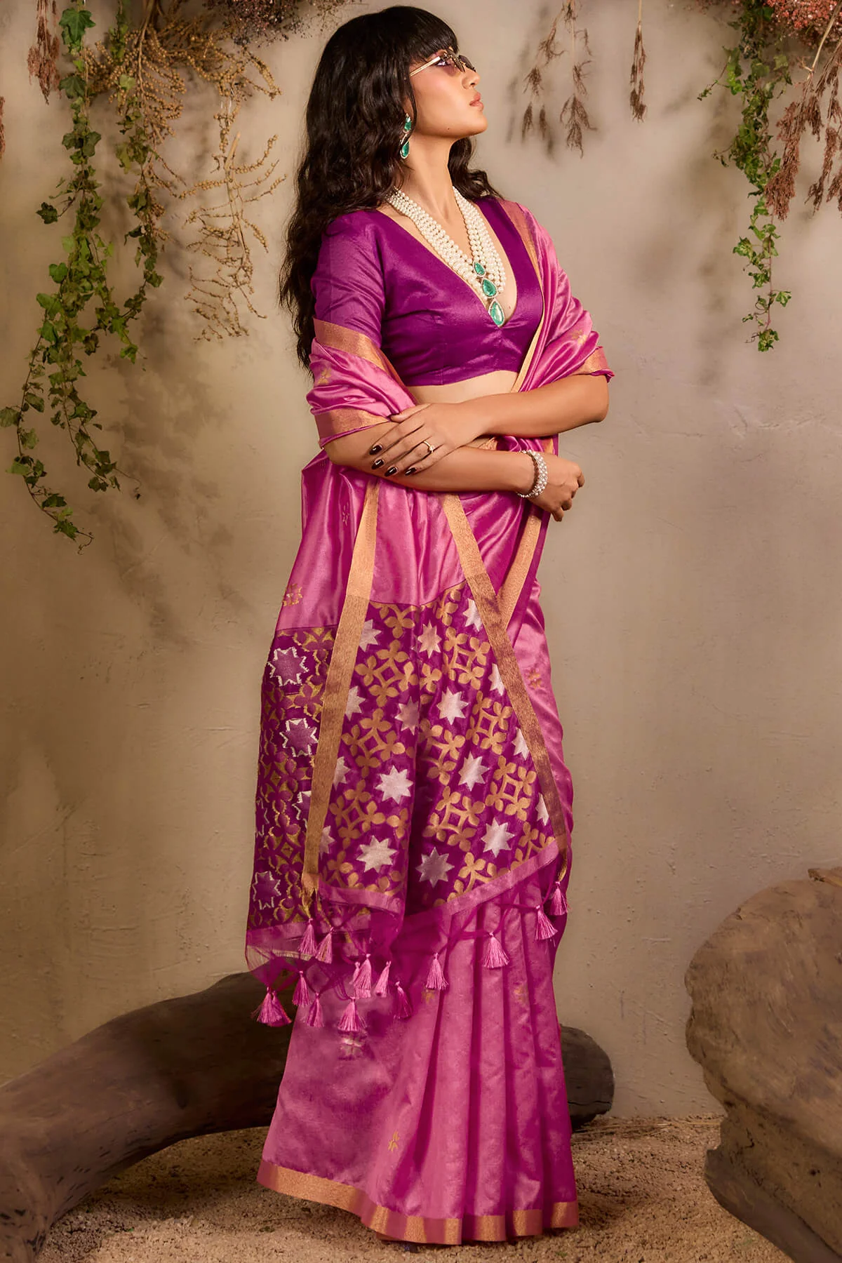 Epiphany Pink Pure Zari Weaving Banarasi Tussar Silk Saree With Beauteous Blouse Piece - Image 6