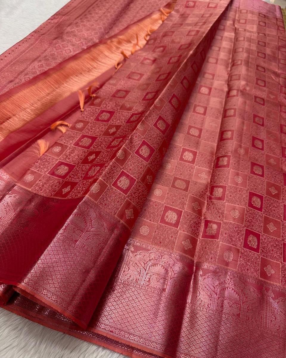 Epiphany Pink Soft Silk Saree With Phenomenal Blouse Piece - Image 3