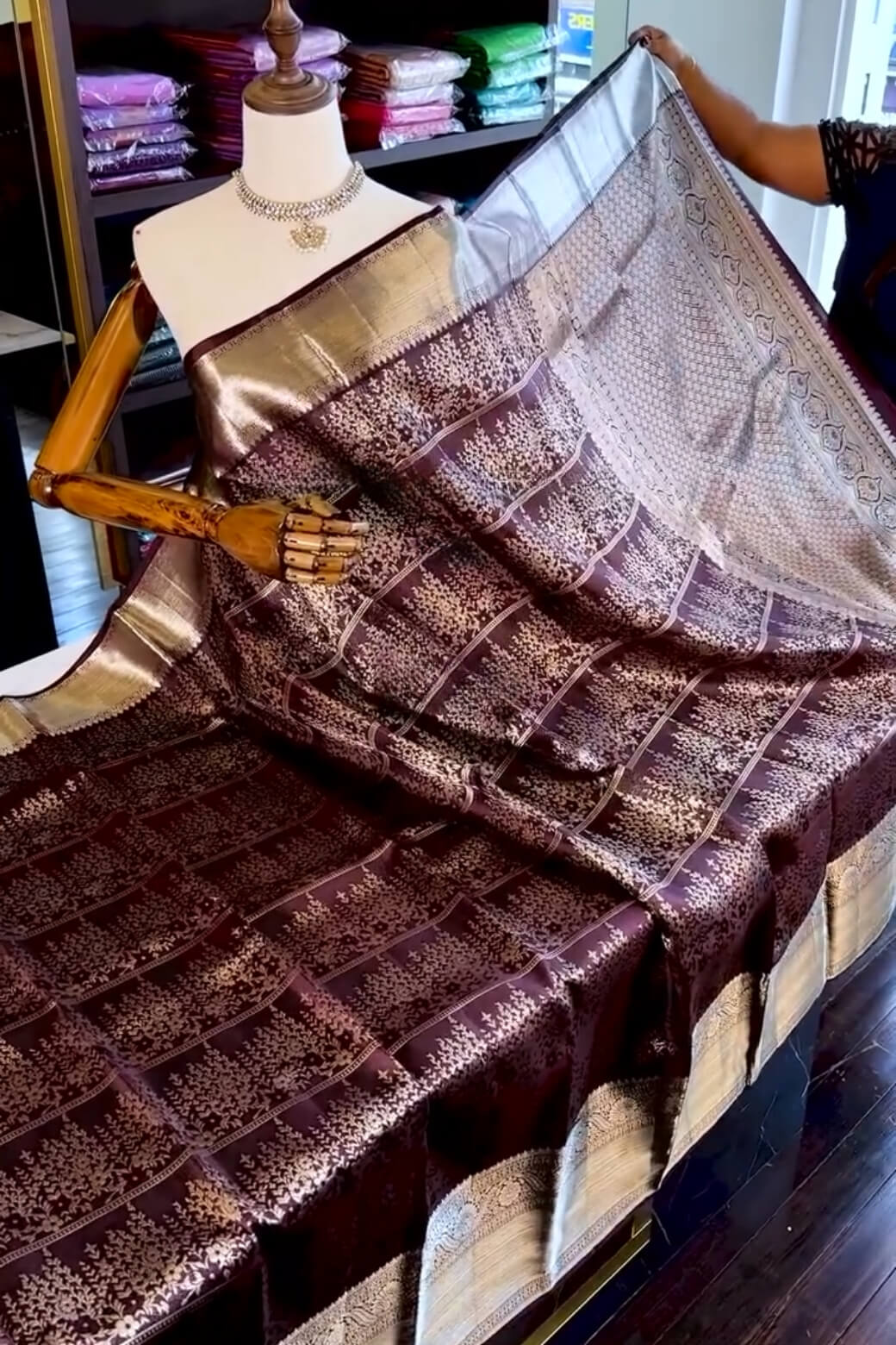 Epiphany Wine Soft Banarasi Silk Saree With Devastating Blouse Piece - Image 2