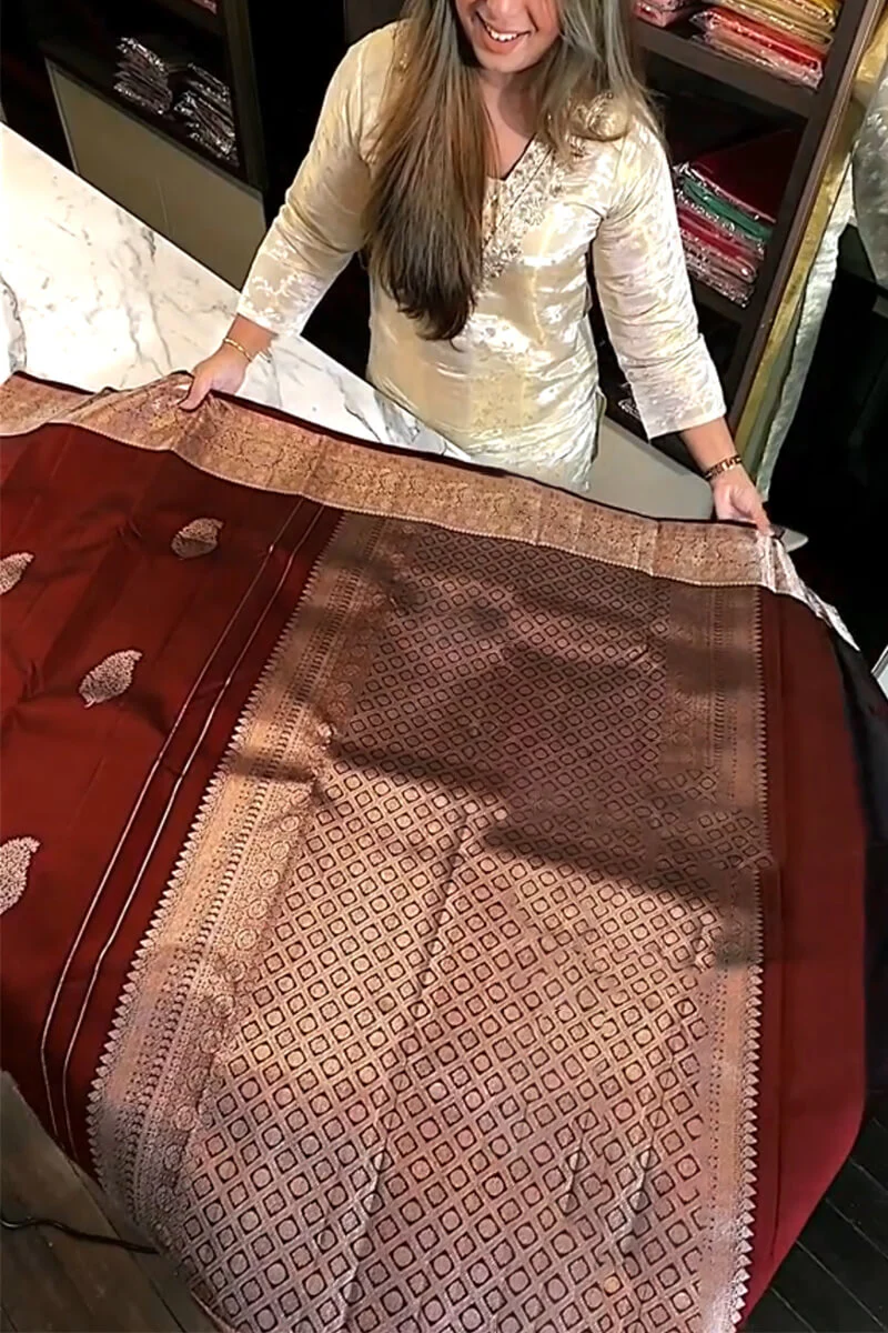 Epiphany Wine Soft Banarasi Silk Saree With Inspiring Blouse Piece - Image 3