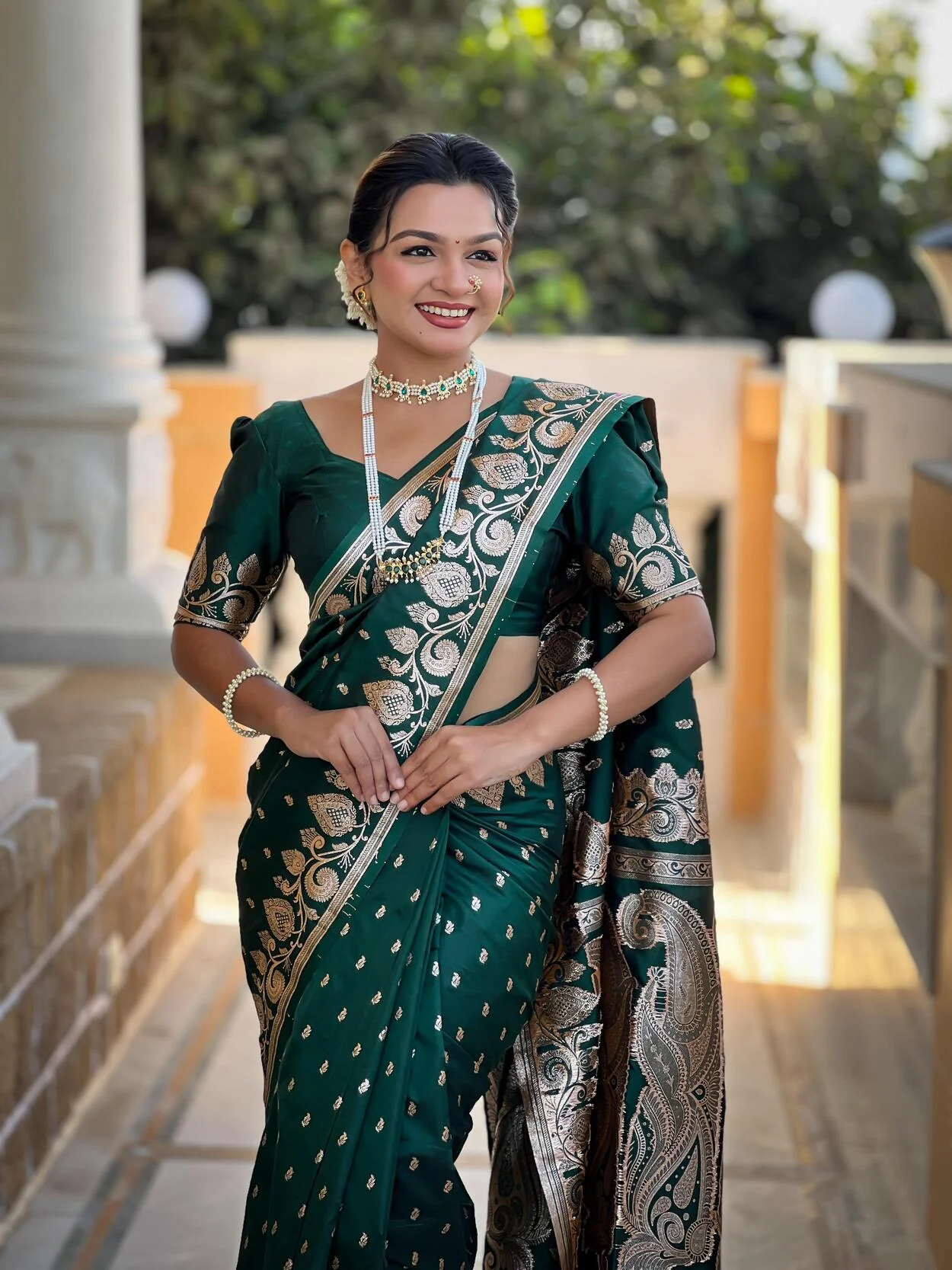 Ethnic Dark Green Soft Banarasi Silk Saree With Hypnotic Blouse Piece - Image 2