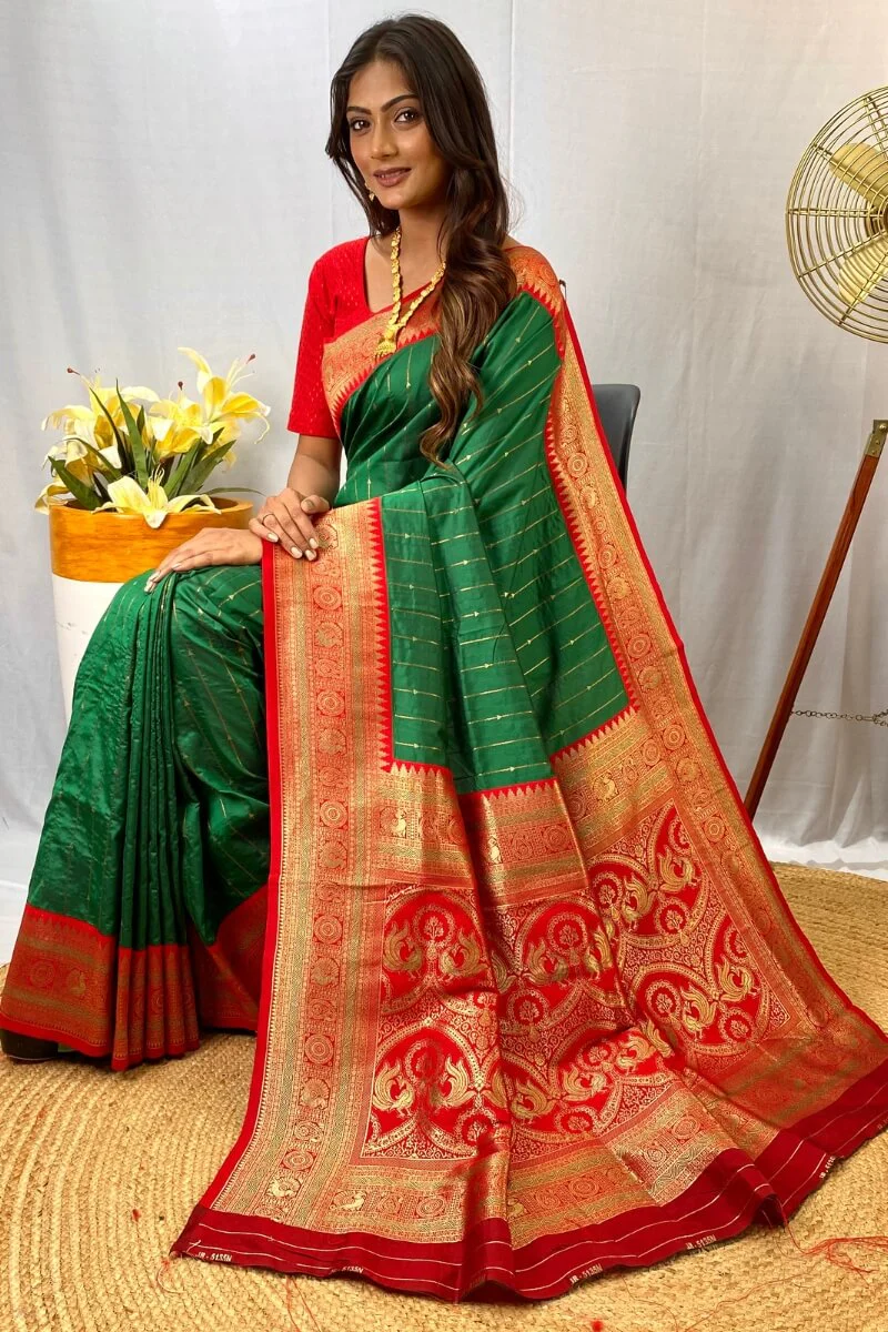 Ethnic Green Soft Banarasi Silk Saree With Delightful Blouse Piece - Image 3