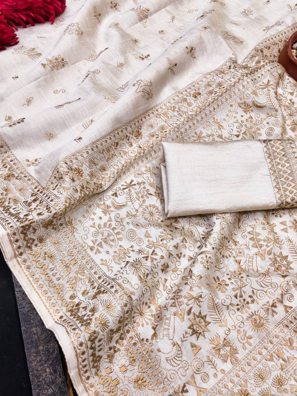 Ethnic Off White Embroidery Work Tussar Silk Saree With Pleasant Blouse Piece - Image 2