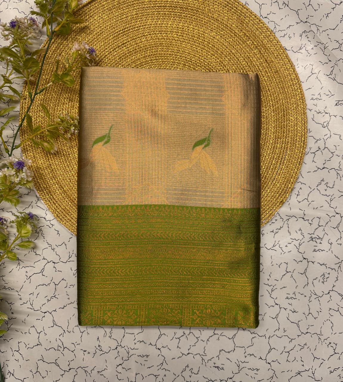 Evocative Beige Soft Banarasi Silk Saree With Stunner Blouse Piece - Image 2