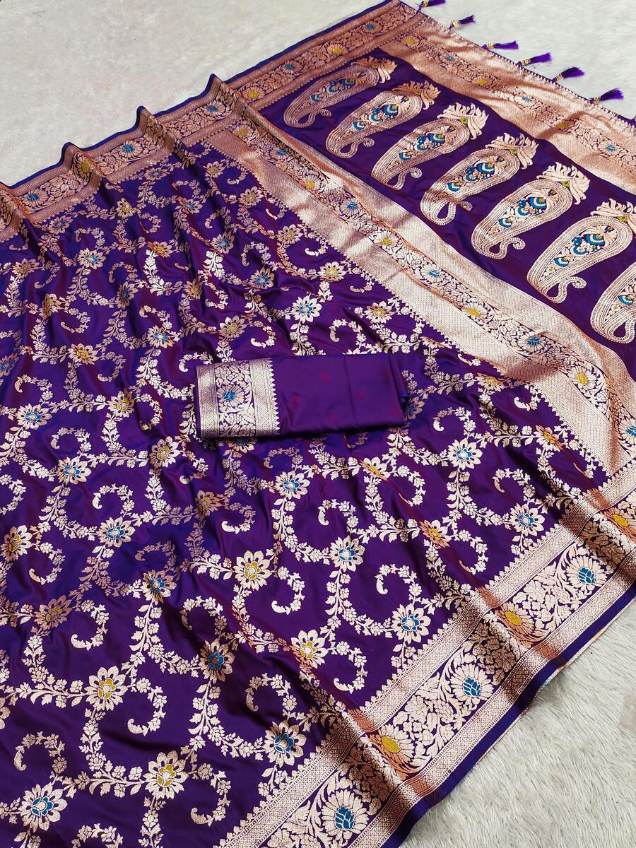 Evocative Royal Purple Soft Banarasi Silk Saree With Moiety Blouse Piece - Image 8