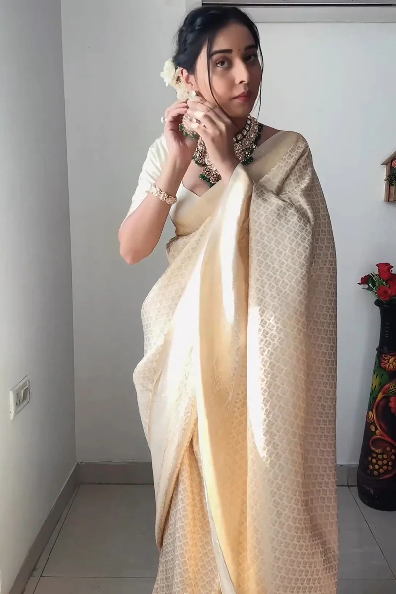 Excellent 1-Minute Ready To Wear Beige Kanjivaram Silk Saree - Image 3