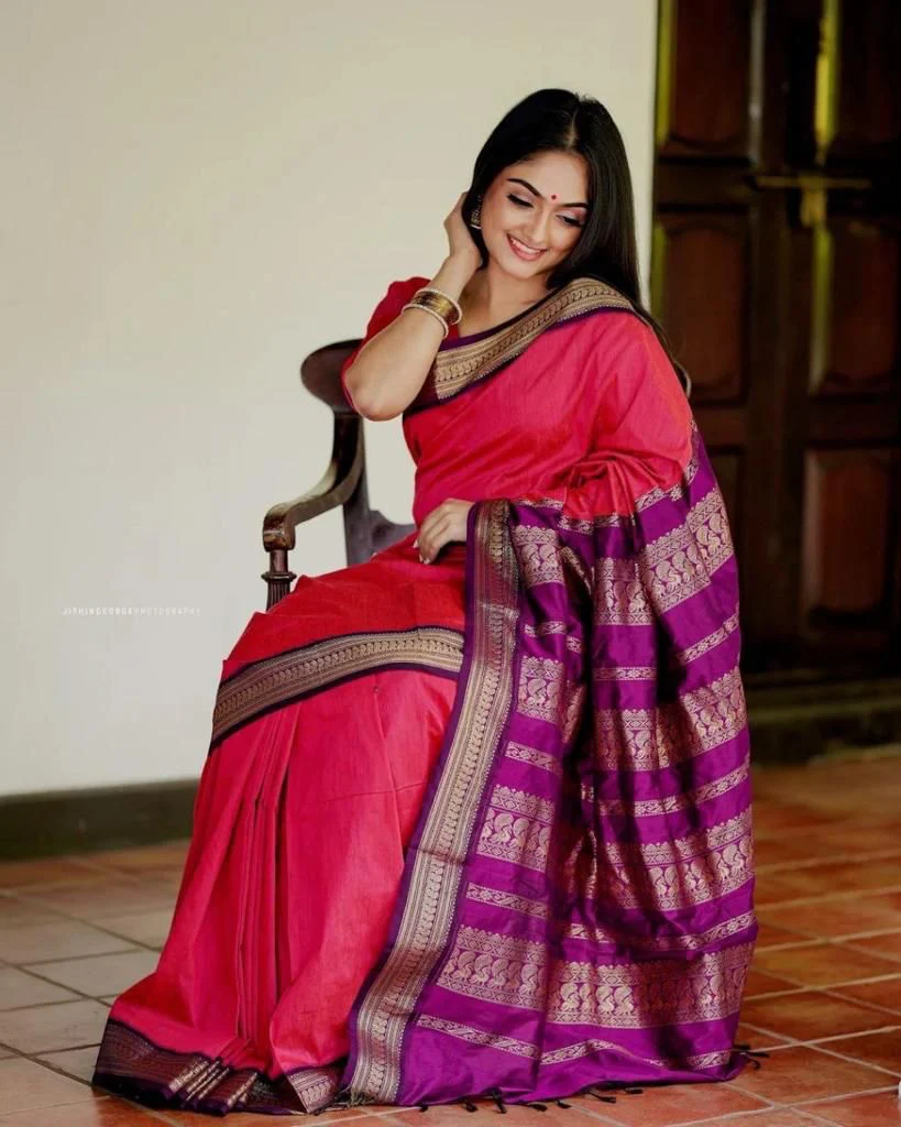 Excellent Pink Soft Banarasi Silk Saree With Murmurous Blouse Piece - Image 5