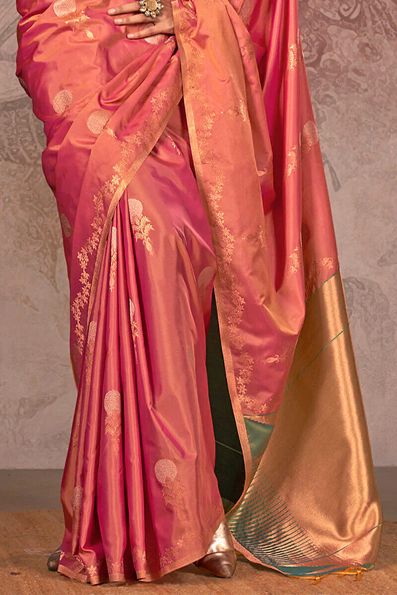 Exceptional Pink Two Tone Soft Banarasi Silk Saree With Nectarous Blouse - Image 4