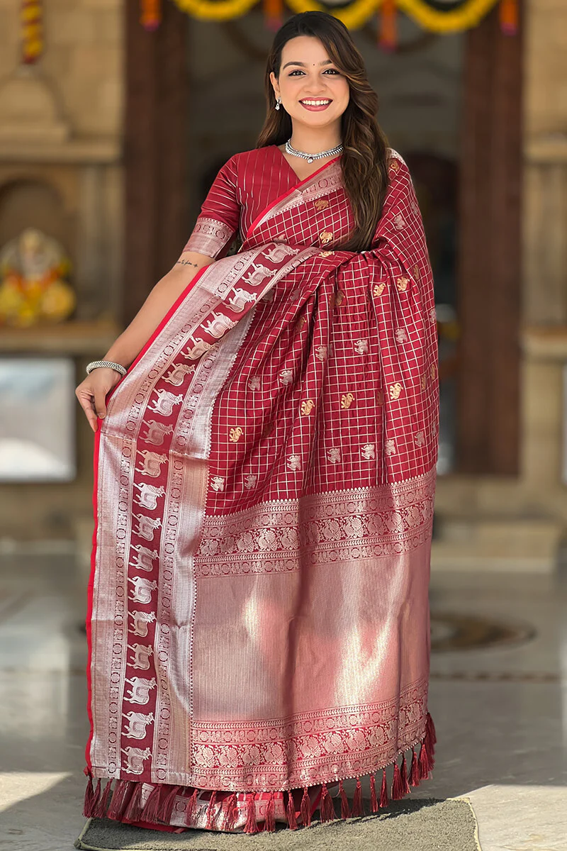 Exemplary Maroon Soft Banarasi Silk Saree With Dissemble Blouse Piece - Image 3