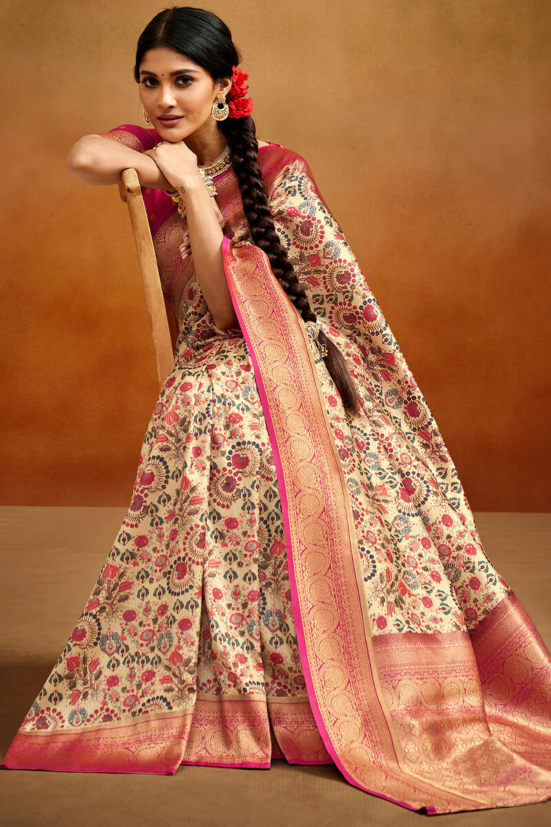 Exquisite Beige Kalamkari Printed Saree With Allure Blouse Piece - Image 4