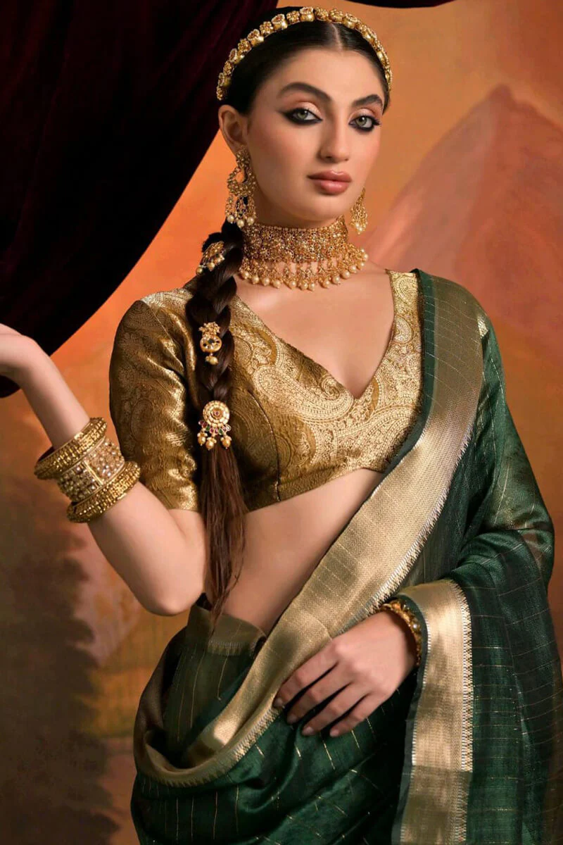 Exquisite Dark Green Soft Banarasi Silk Saree With Exquisite Blouse Piece - Image 3