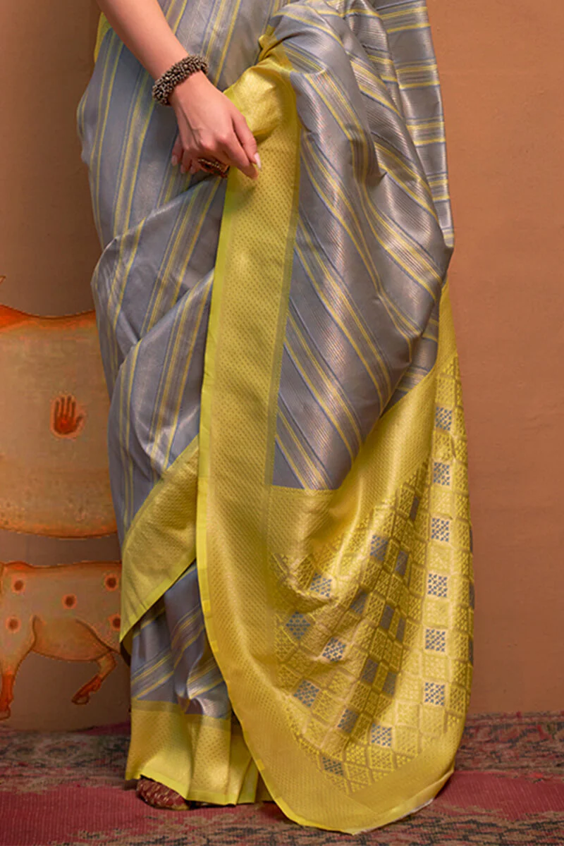 Exquisite Grey Soft Banarasi Silk Saree With Winsome Blouse Piece - Image 5