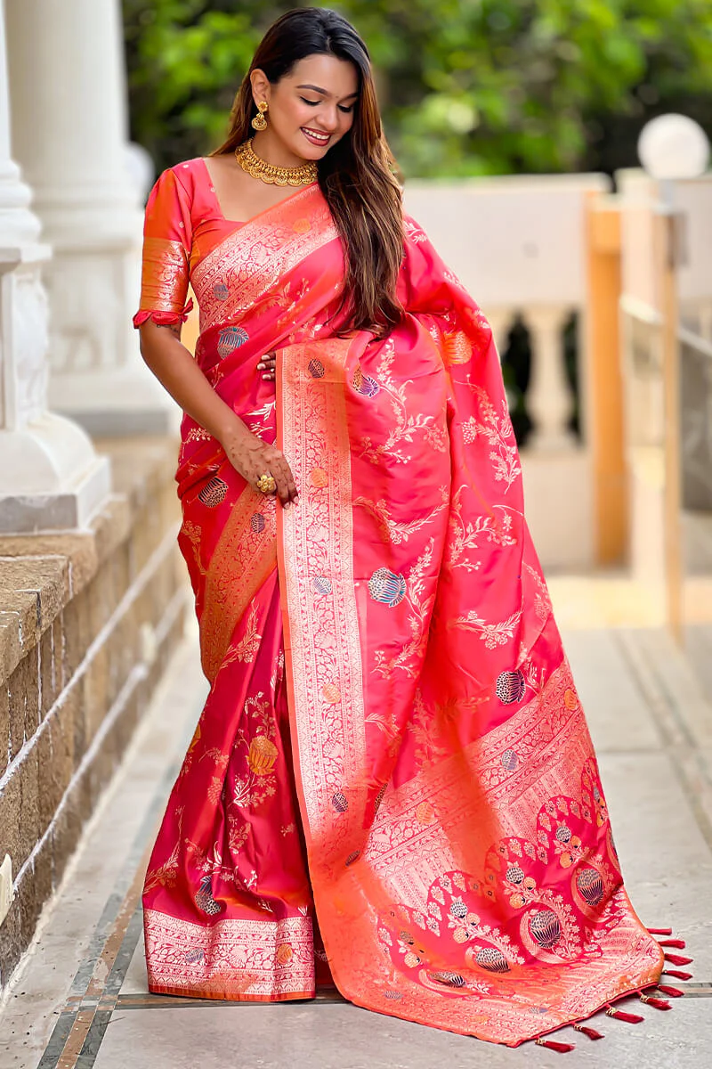 Exquisite Pink Soft Banarasi Silk Saree With Stunner Blouse Piece - Image 4