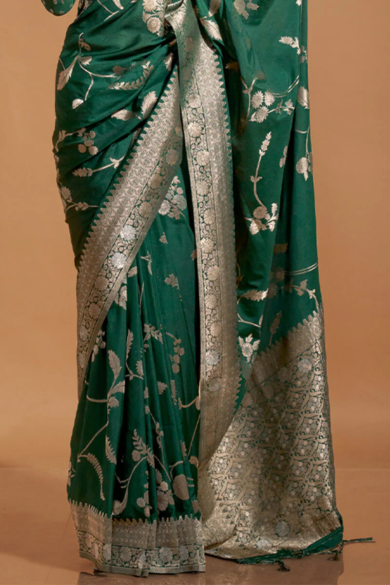 Exuberant Dark Green Georgette Banarasi Silk Saree With Piquant Blouse Piece - Image 3