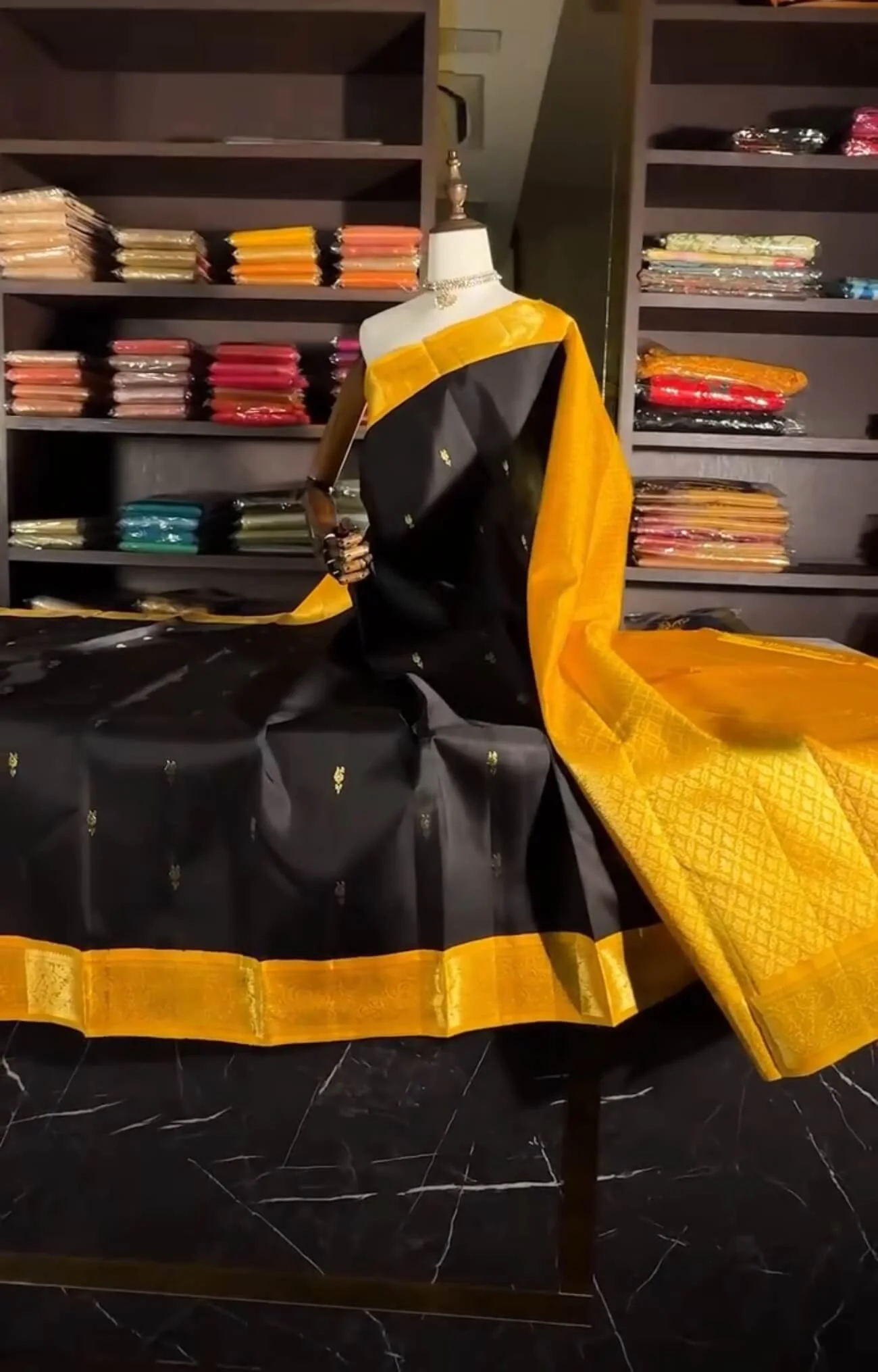 Fairytale Black Soft Banarasi Silk Saree With Pulsating Blouse Piece - Image 3