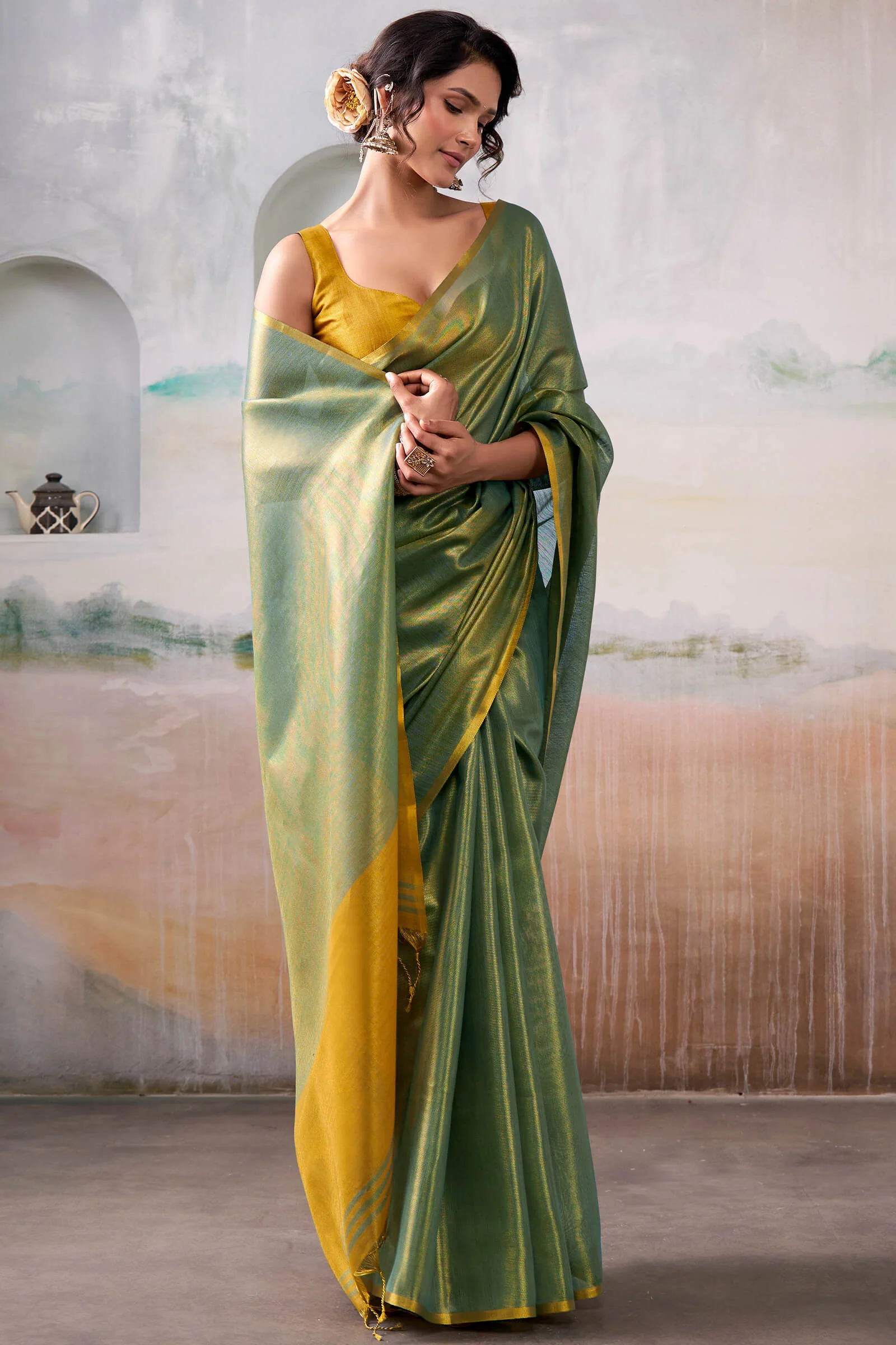 Fantabulous Green Soft Banarasi Tissue Silk Saree With Skinny Blouse Piece - Image 3