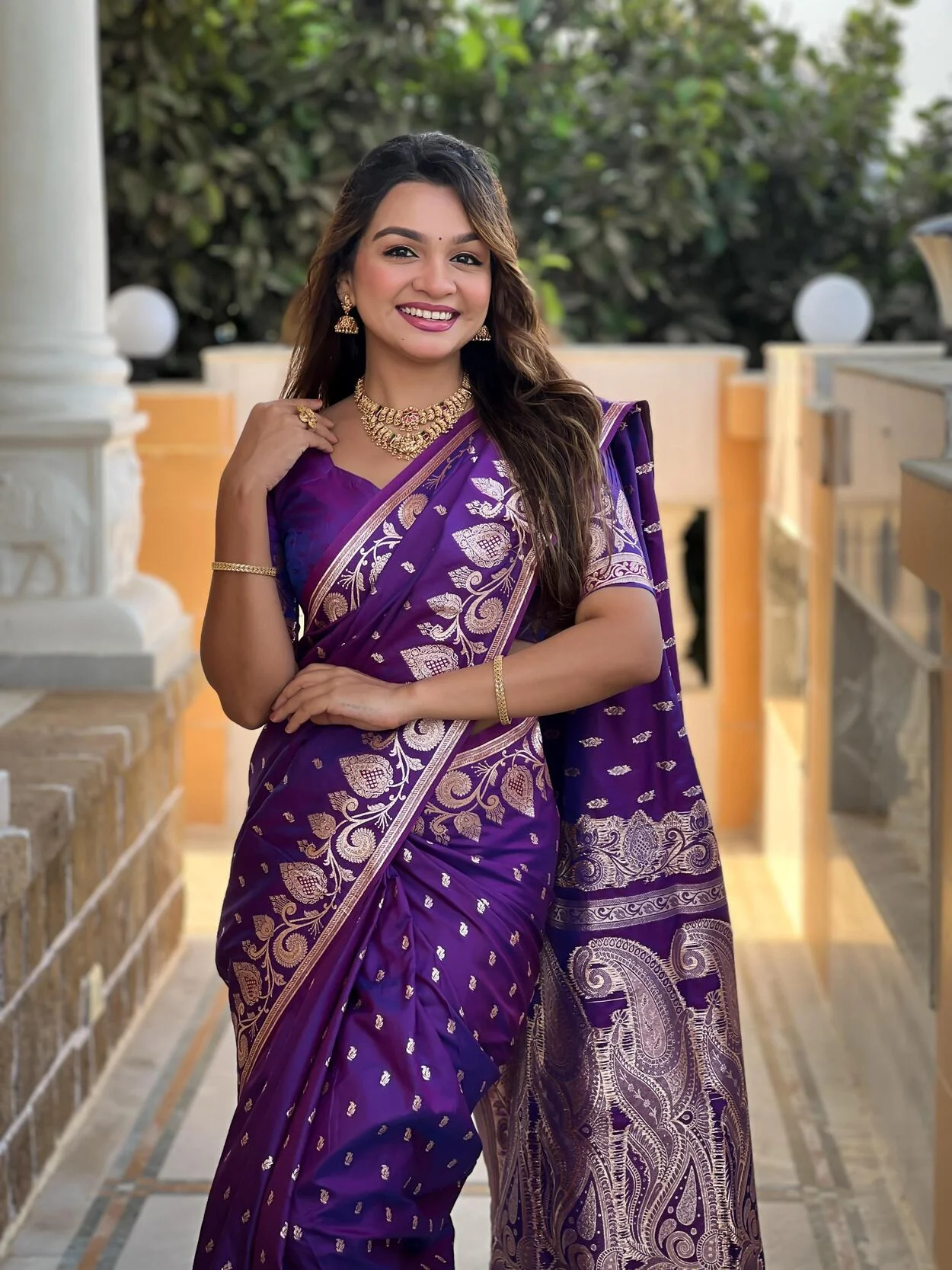 Felicitous Purple Soft Banarasi Silk Saree With Stunning Blouse Piece - Image 2