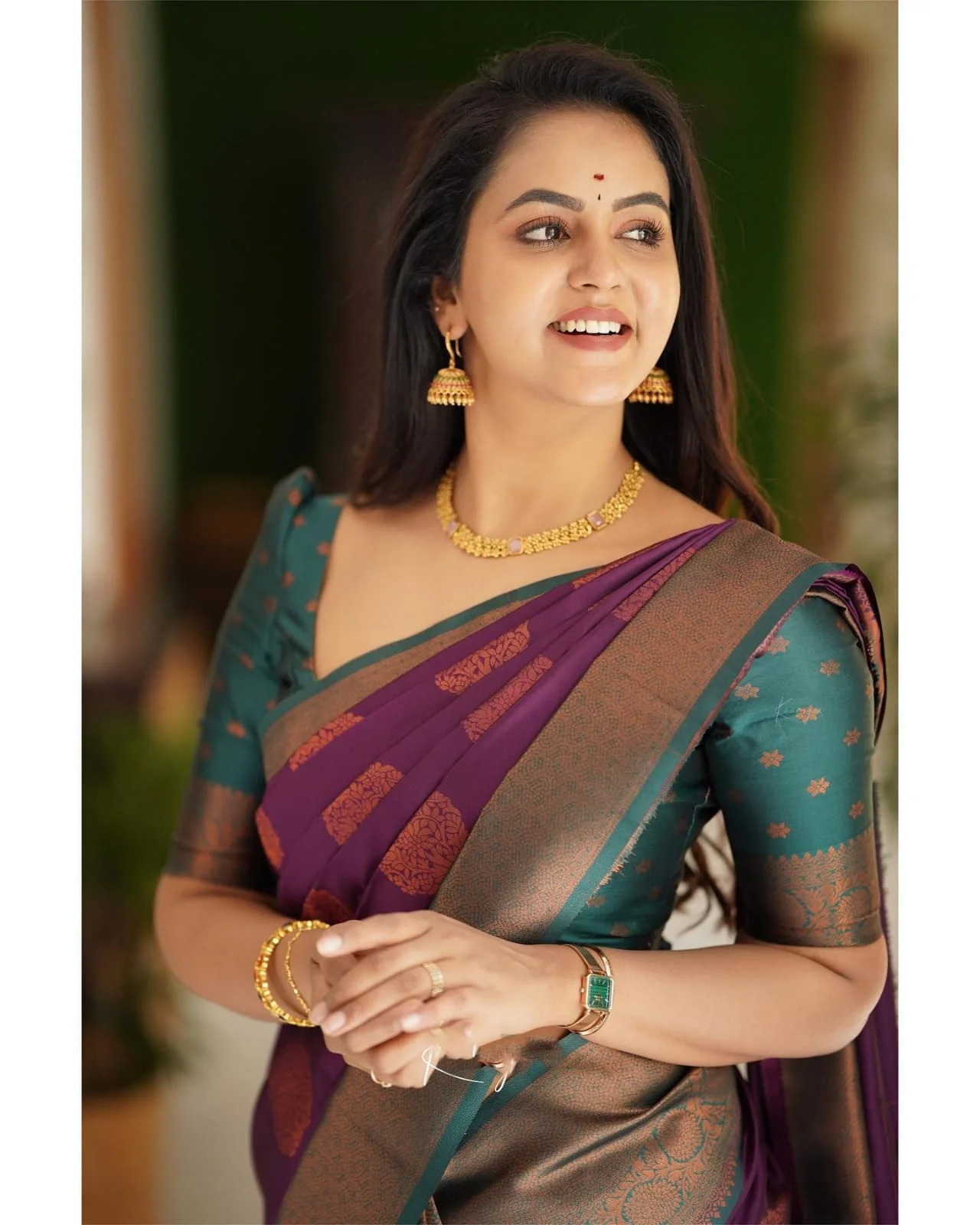 Felicitous Purple Soft Silk Saree With Imaginative Blouse Piece - Image 4