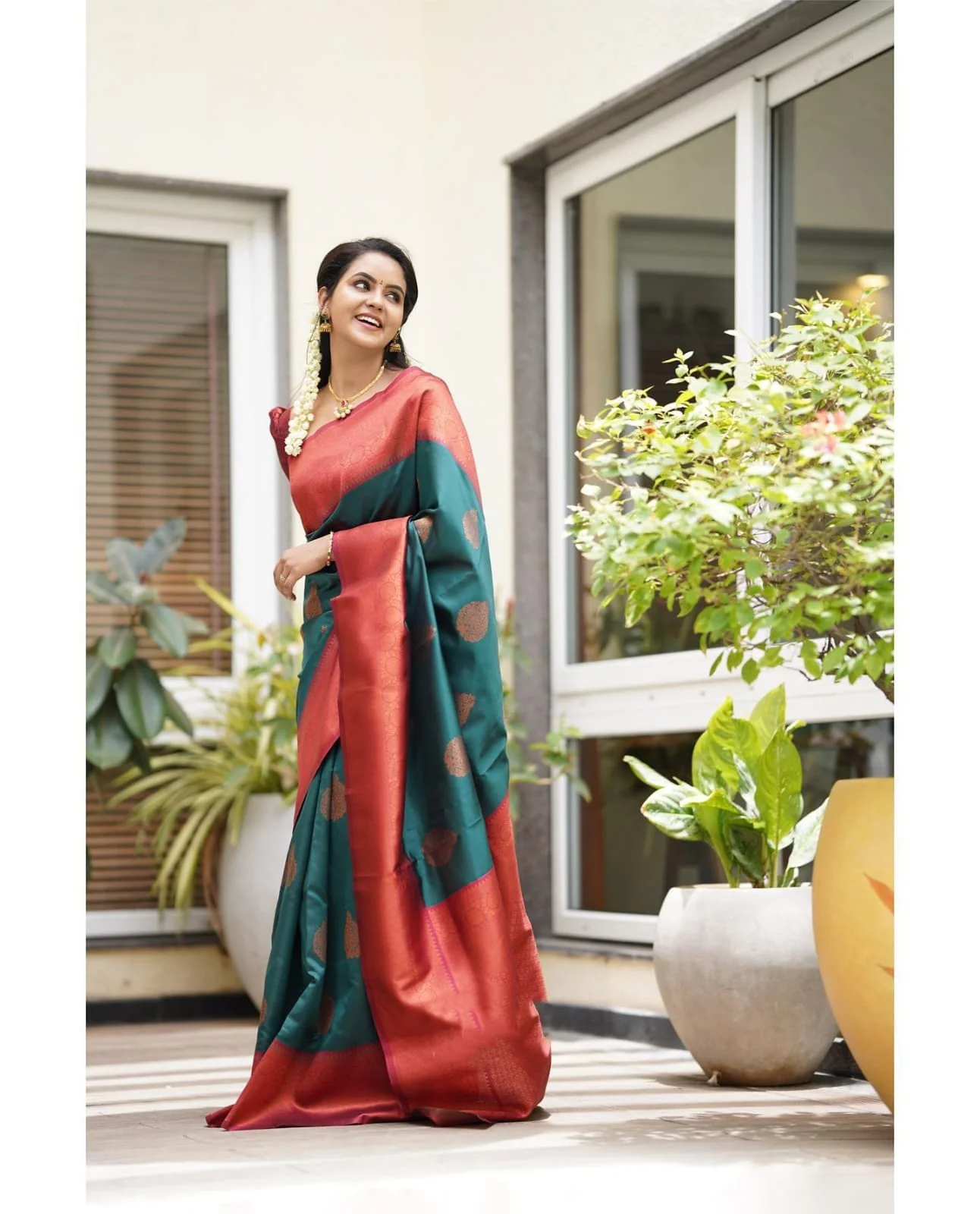 Felicitous Rama Soft Silk Saree With Transcendent Blouse Piece - Image 4