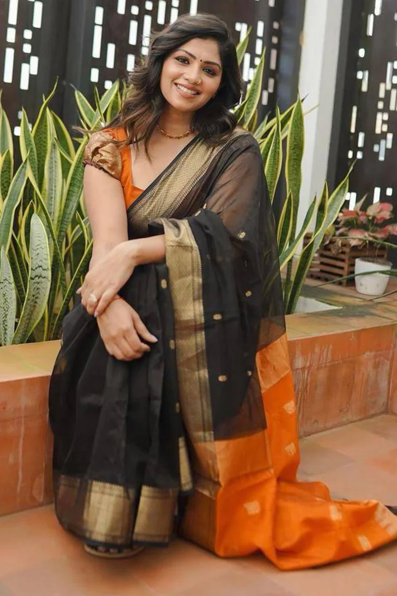 Flamboyant Black Cotton Silk Saree With Staring Blouse Piece - Image 3