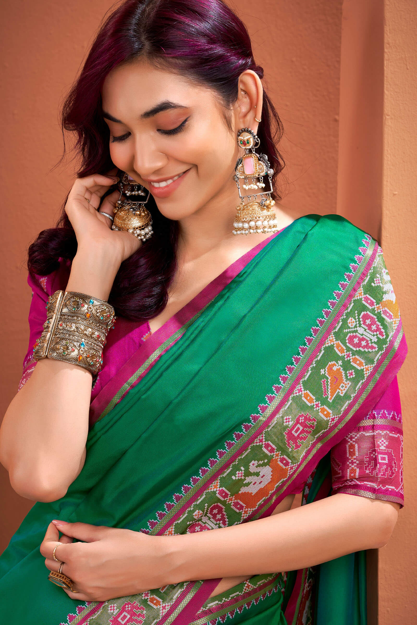 Flamboyant Green Patola Silk Saree with Resplendent Blouse Piece - Image 4