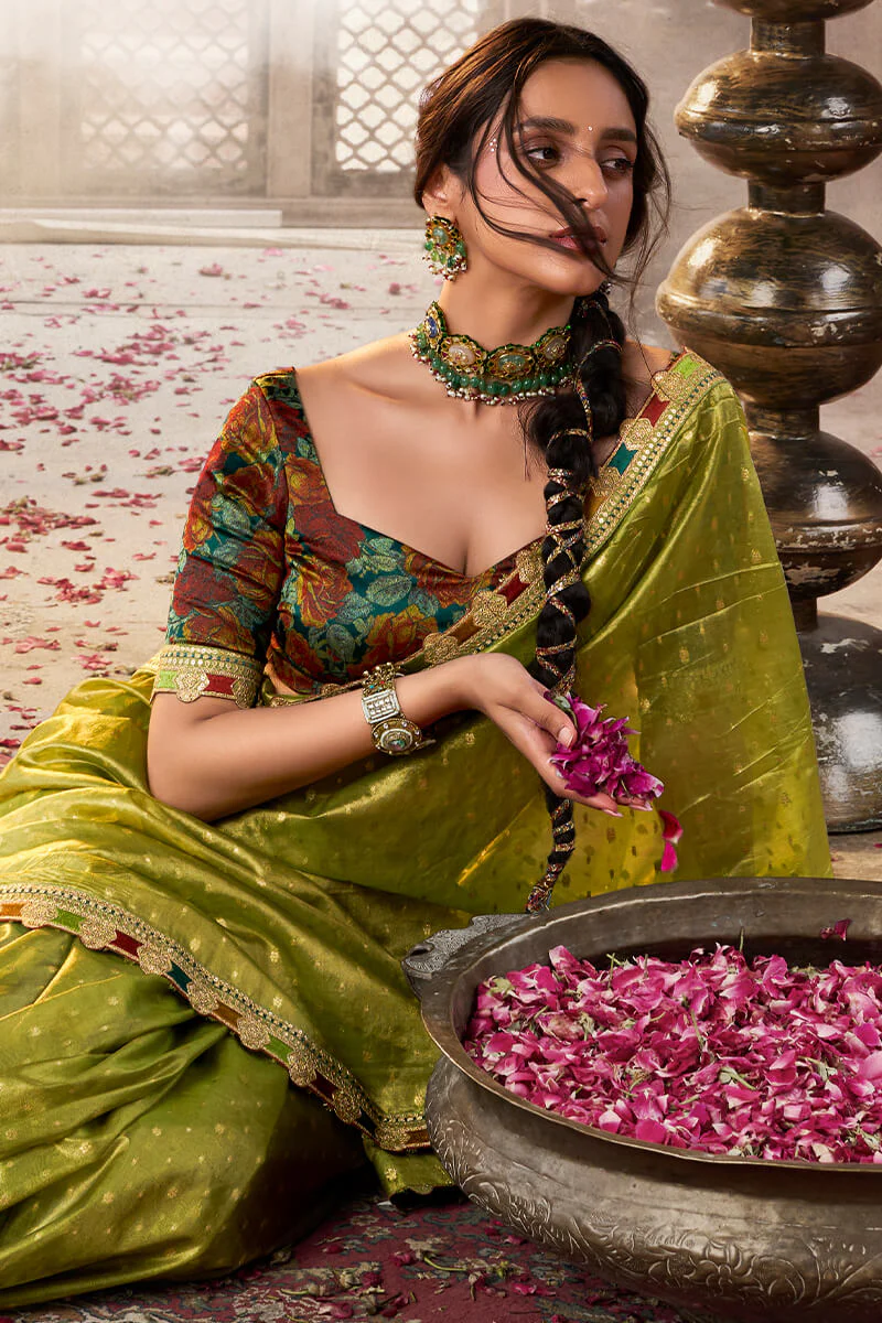 Flameboyant Mehndi Pure Tissue Banarasi Silk Saree With Majestic Blouse Piece - Image 4