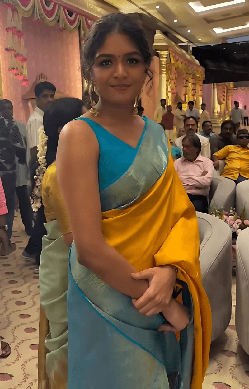 Flameboyant Yellow Soft Silk Saree With Eclat Blouse Piece - Image 4