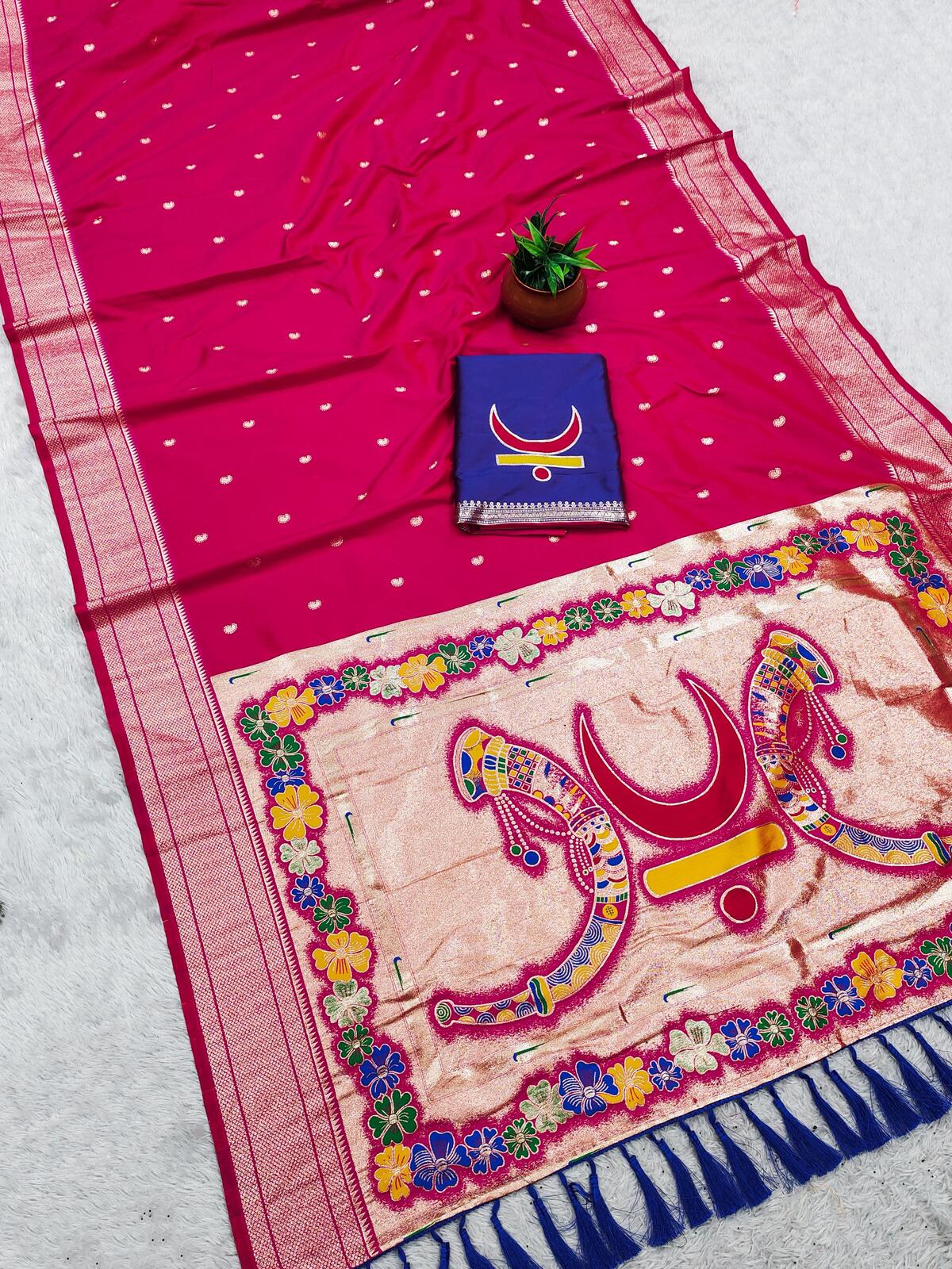 Flaunt Dark Pink Paithani Silk Saree With Charismatic Blouse Piece