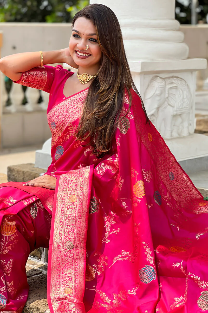 Forbearance Dark Pink Soft Banarasi Silk Saree With Redolent Blouse Piece - Image 5